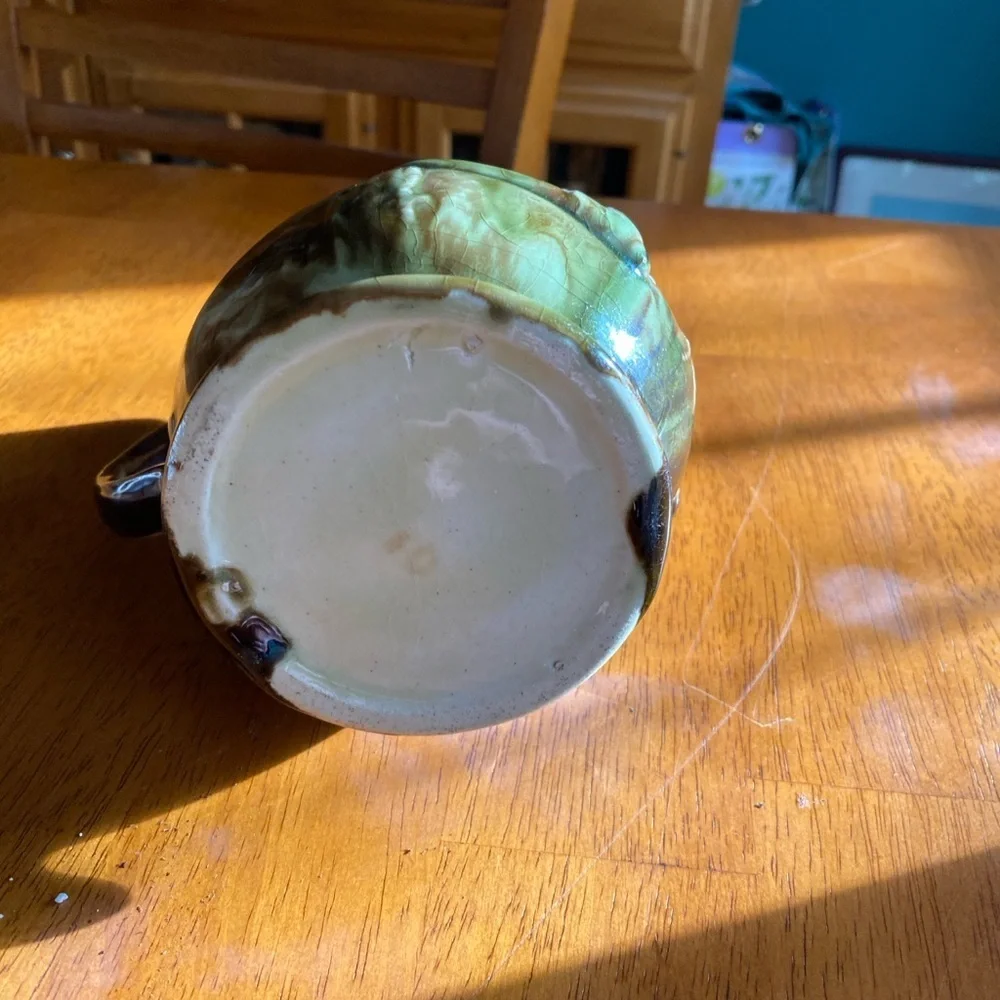 Majolica detailed ceramic